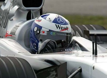 Jackie Stewartas tiki Coulthardo galimybėmis