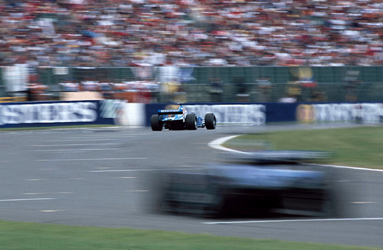 Silverstone'as: ratas su Jensonu