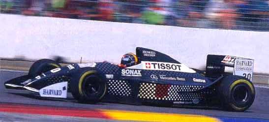 2004-ais “Sauber Mercedes”?