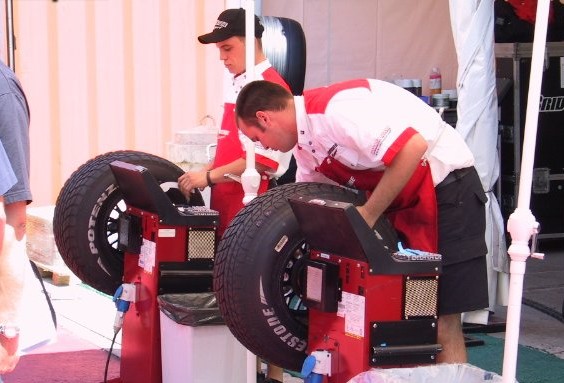 “Bridgestone” intensyviai ruošiasi namų GP