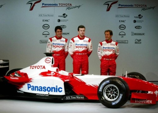 2003 bolidai: "Toyota TF103"