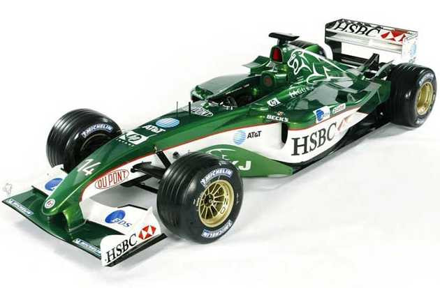 2003 bolidai: "Jaguar R4"