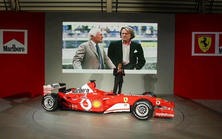 „Ferrari“ dovana popiežiui
