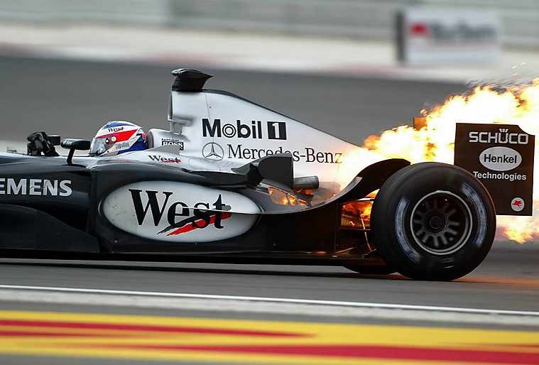 Dviguba „McLaren“ nelaimė