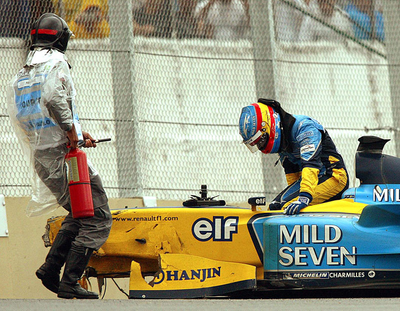 Alonso nebekalbės su Ralfu?
