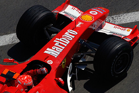 „Ferrari“ – be reklamų?