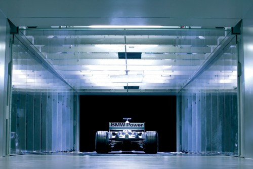 „Williams“ vadovai investuoja į savo komandą