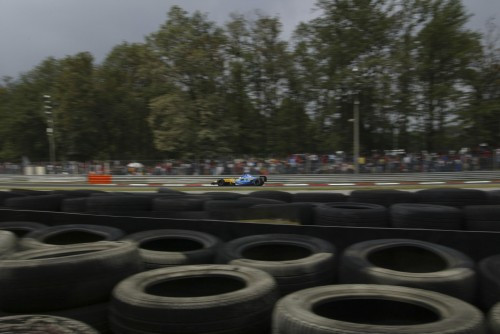 "Renault": "Trulli pats kaltas"