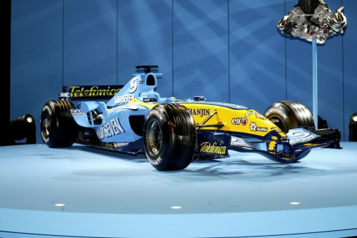 Pristatytas „Renault R25“