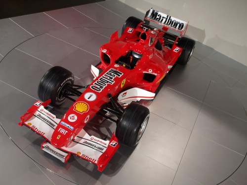 „Ferrari“ dėl „F2005“ debiuto apsispręs šią savaitę