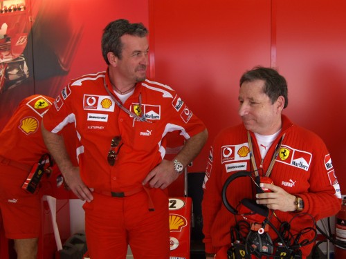 N. Stepney: „Ferrari“ užsiima nešvariais žaidimais