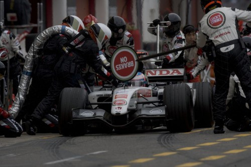 BAR gresia pašalinimas iš „Formulės-1“ čempionato?