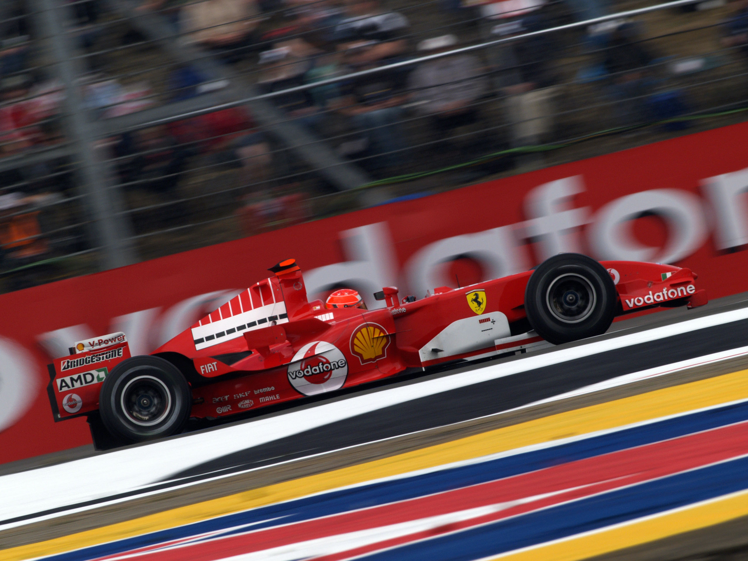 „Vodafone“ peržiūrės „Ferrari“ rėmimą