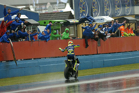 MotoGP. Didžiojoje Britanijoje – V.Rossi pergalė