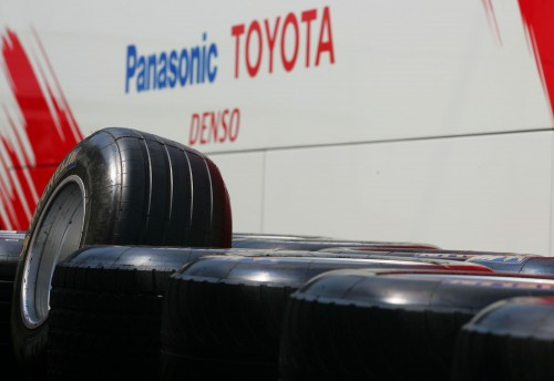 „Michelin“ įspėjo komandas dėl 13-ojo posūkio