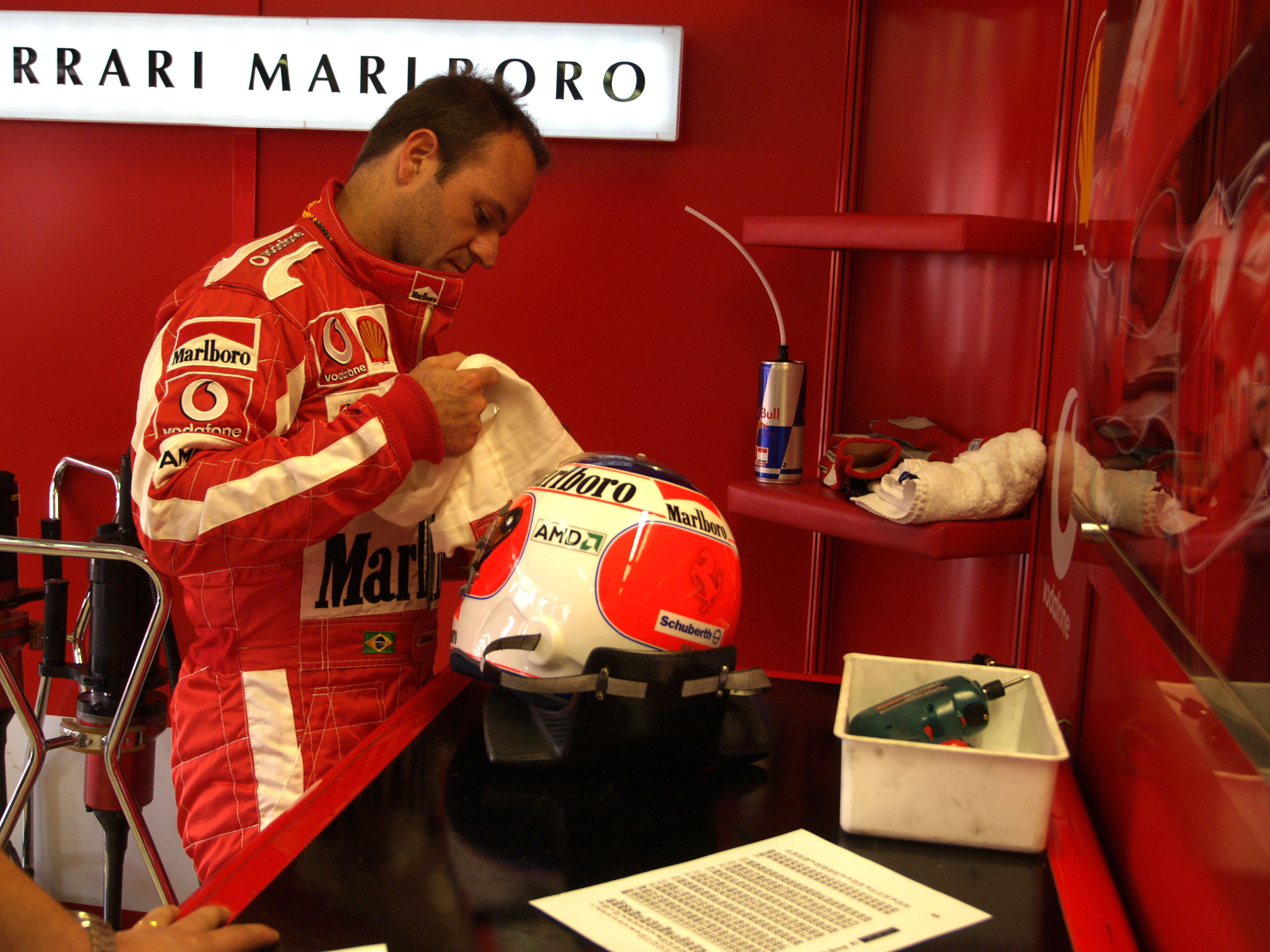 Oficialu: R.Barrichello lenktyniaus BAR