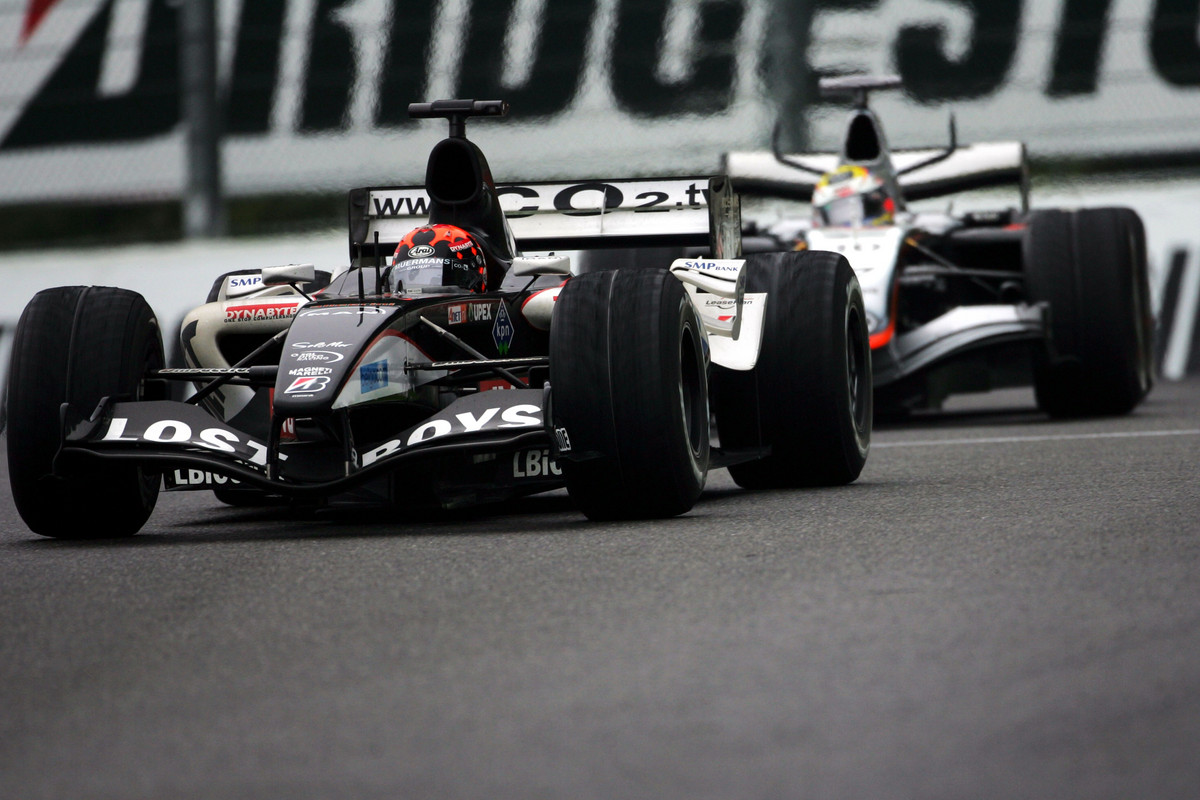 „McLaren“ bijo autsaiderių įtakos