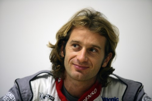 J.Trulli neš olimpinę ugnį