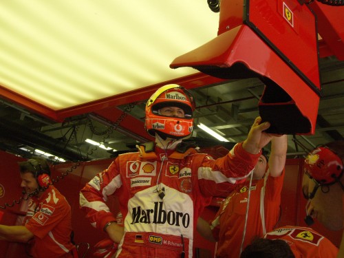 M.Schumacheris viliasi susigrąžinti čempiono vardą