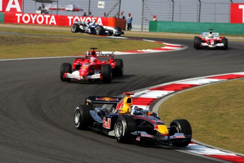“Ferrari” padeda “Red Bull”