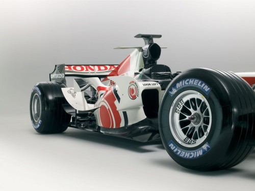 Oficialiai pristatytas „Honda RA106“ bolidas