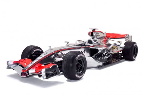 „McLaren“ pademonstravo bolido dažymo schemą