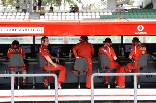F.Massai leidžiama kovoti su M.Schumacheriu
