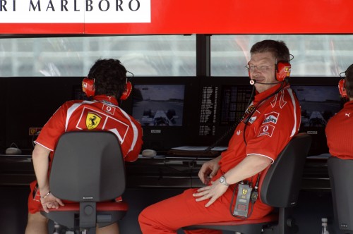 „Ferrari“ nesiruošia keisti priekinio sparno