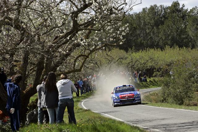 WRC: Ispanijos ralyje dominuoja S.Loebas