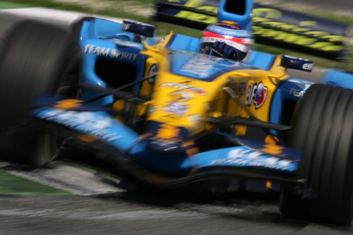„Renault“ pasitiki „Michelin“ padangomis
