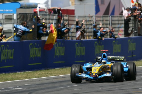 „F1 Racing“: F.Alonso – greičiausias „Formulės-1“ lenktynininkas