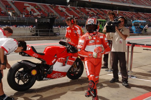 MotoGP: L.Capirossi paleistas iš ligoninės