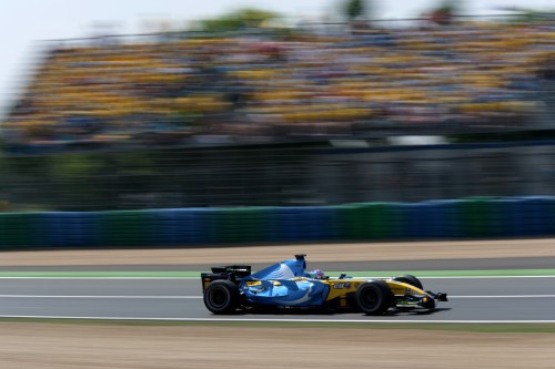 “Renault” nepanikuoja