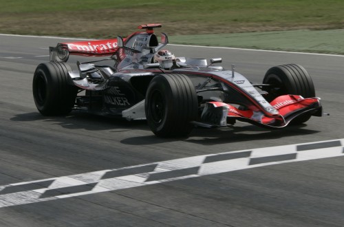 „Renault“, „McLaren“ ir „Michelin“ dirbs kartu