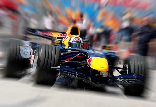 „Red Bull“ gaus naujausius „Renault“ variklius