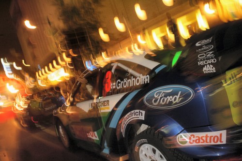 WRC: Japonijos ralyje pirmauja M.Gronholmas