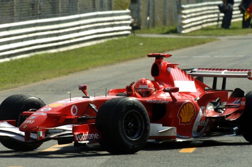 “Ferrari” nori, kad M.Schumacheris bandytų naujus bolidus