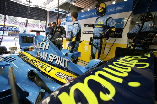 „Telefonica“ neberems „Renault“