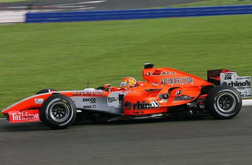 Oranžiniai "Spyker-Midland"