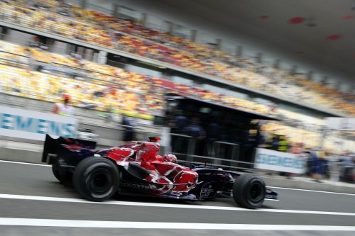 „Toro Rosso“ išbandys „Ferrari“ variklius sausio gale