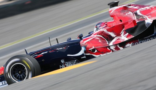 „Toro Rosso“ kurs savo bolidą