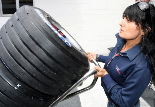 F-1 renkasi iš „Avon“ ir „Michelin“