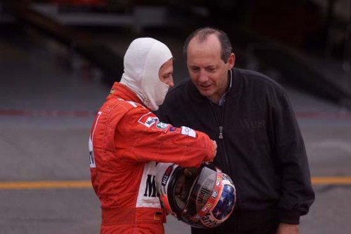 M.Schumacheris į „McLaren“ neperėjo dėl R.Denniso