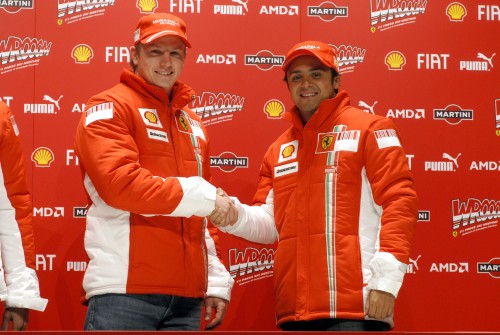 K.Raikkonenas – jau „Ferrari“ komandoje