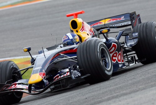 D. Coulthardas: „Red Bull“ vejasi varžoves