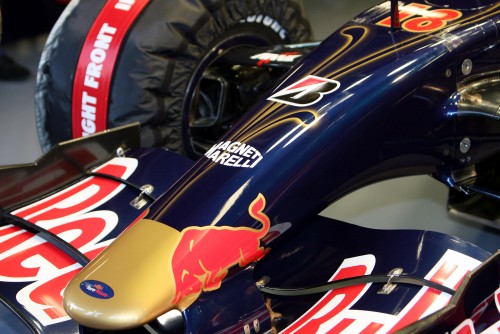 Oficialiai pristatytas „Toro Rosso STR2“ bolidas