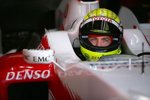 R. Schumacheris tiki, kad jis geriausiųjų pilotų trejetuke