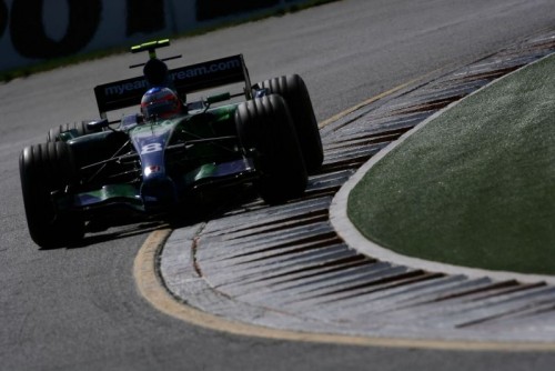 R. Barrichello: „Honda RA107“ nėra blogas bolidas