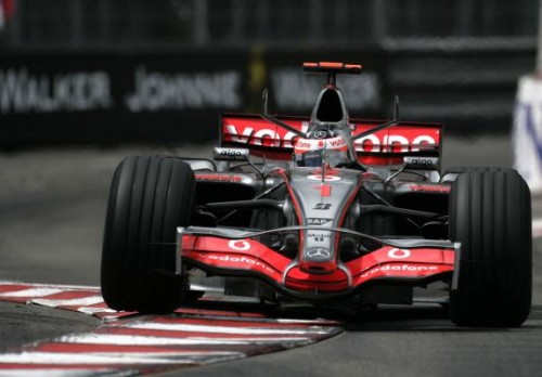 F. Alonso „McLaren“ nesijaučia patogiai