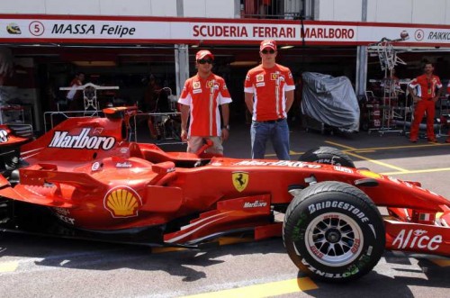 „Ferrari“ nusitaikė į pergalę